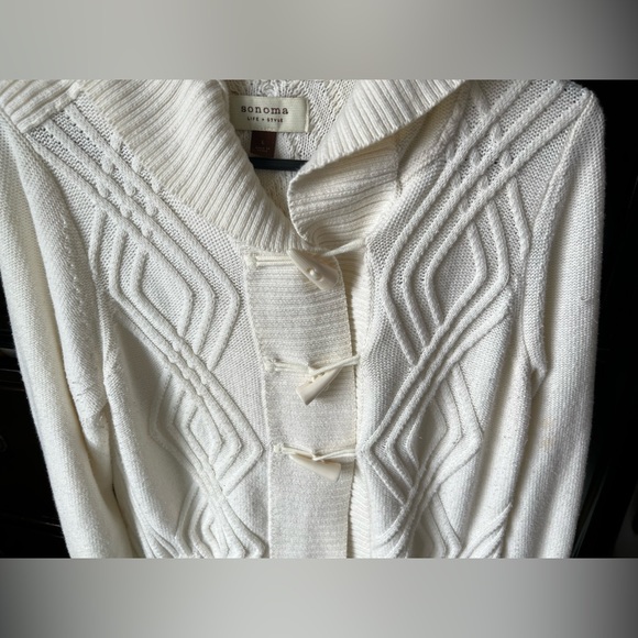 Women Creamish White Sweater with attached hood - Picture 5 of 9